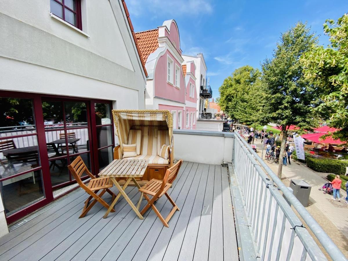 App Klabautermann, direkt am Alten Strom Rostock Bagian luar foto